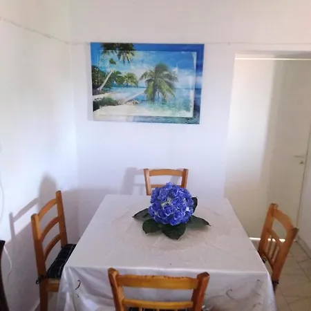 Hébergement de vacances Traditional House In Pelendri *