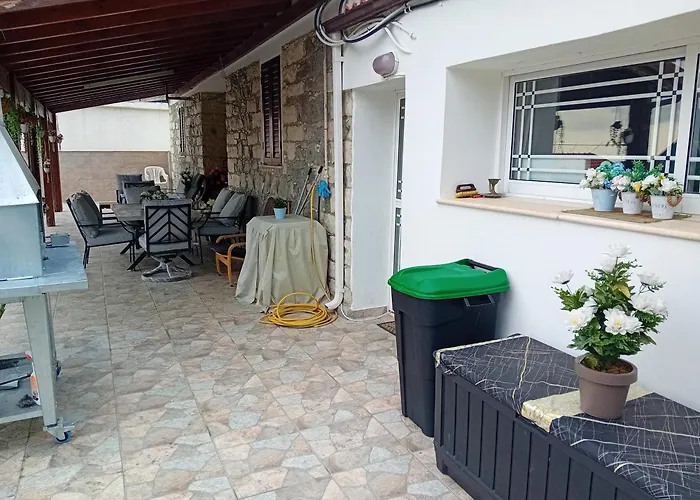 Semesterbostad Traditional House In Pelendri *