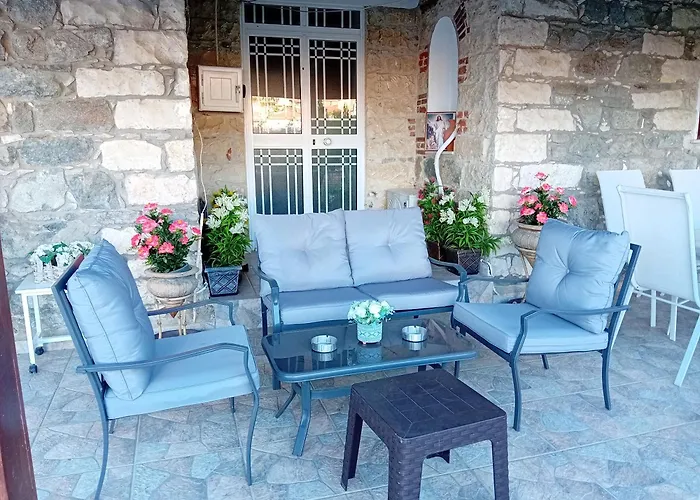 Traditional House In Pelendri 別荘